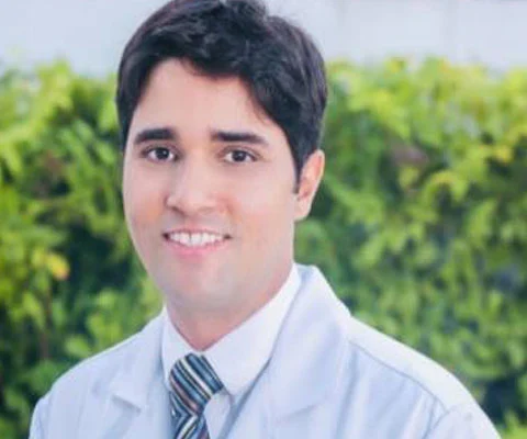 Dr. Vinicius Valverde Cruz
