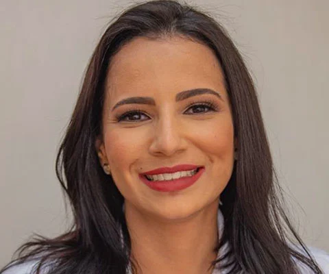 Dra. Andresa Lima Melo